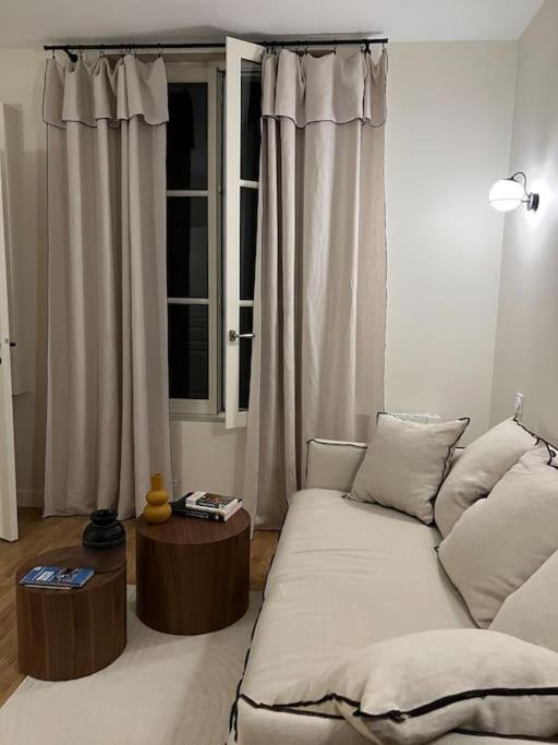 パリMarais - Unique Duplex Decorated With Tasteアパートメント エクステリア 写真